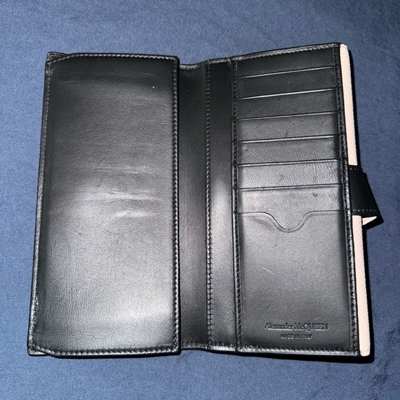 Alexander McQueen Continental Wallet - Picture 5 of 8